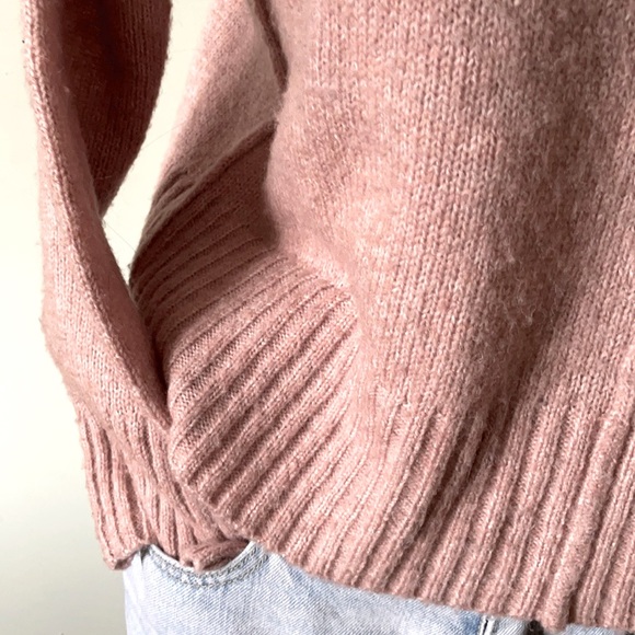 ONLY Turtleneck Sweater in Blush Pink, Size S - Picture 6 of 12